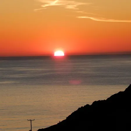 απεραντο γαλαζιο Agia Pelagia (Kythira)