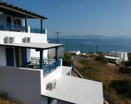 απεραντο γαλαζιο דירה