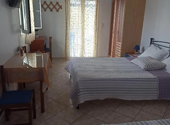 απεραντο γαλαζιο * Agia Pelagia (Kythira)