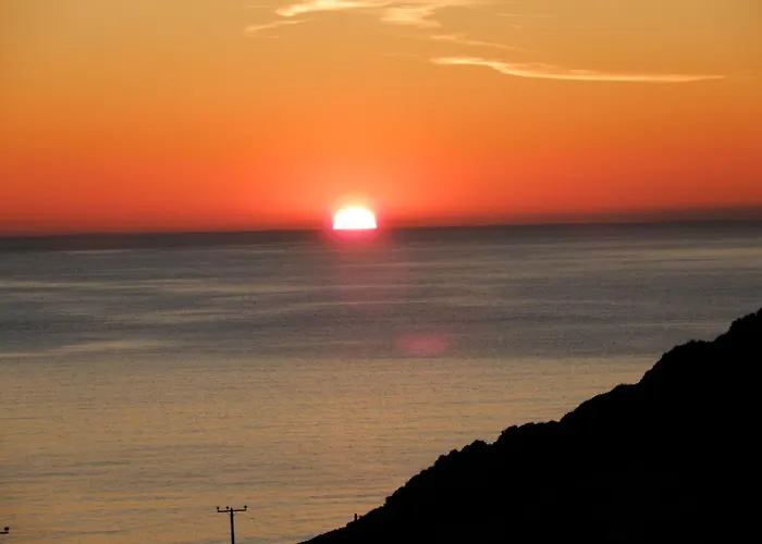 απεραντο γαλαζιο Agia Pelagia (Kythira)